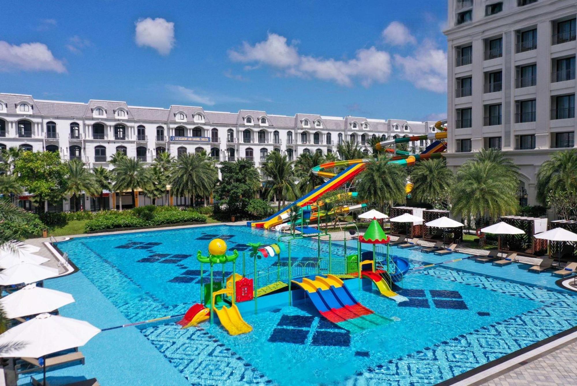 Wyndham Garden Grandworld Отель Дуонг-Донг